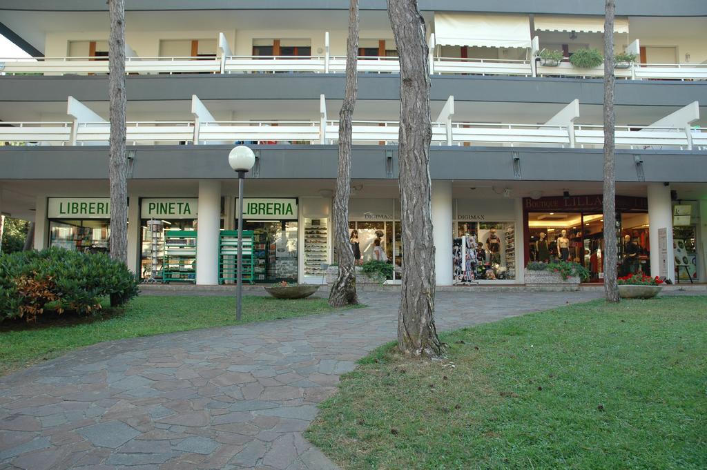 Residence Isvico Lignano Sabbiadoro Zewnętrze zdjęcie